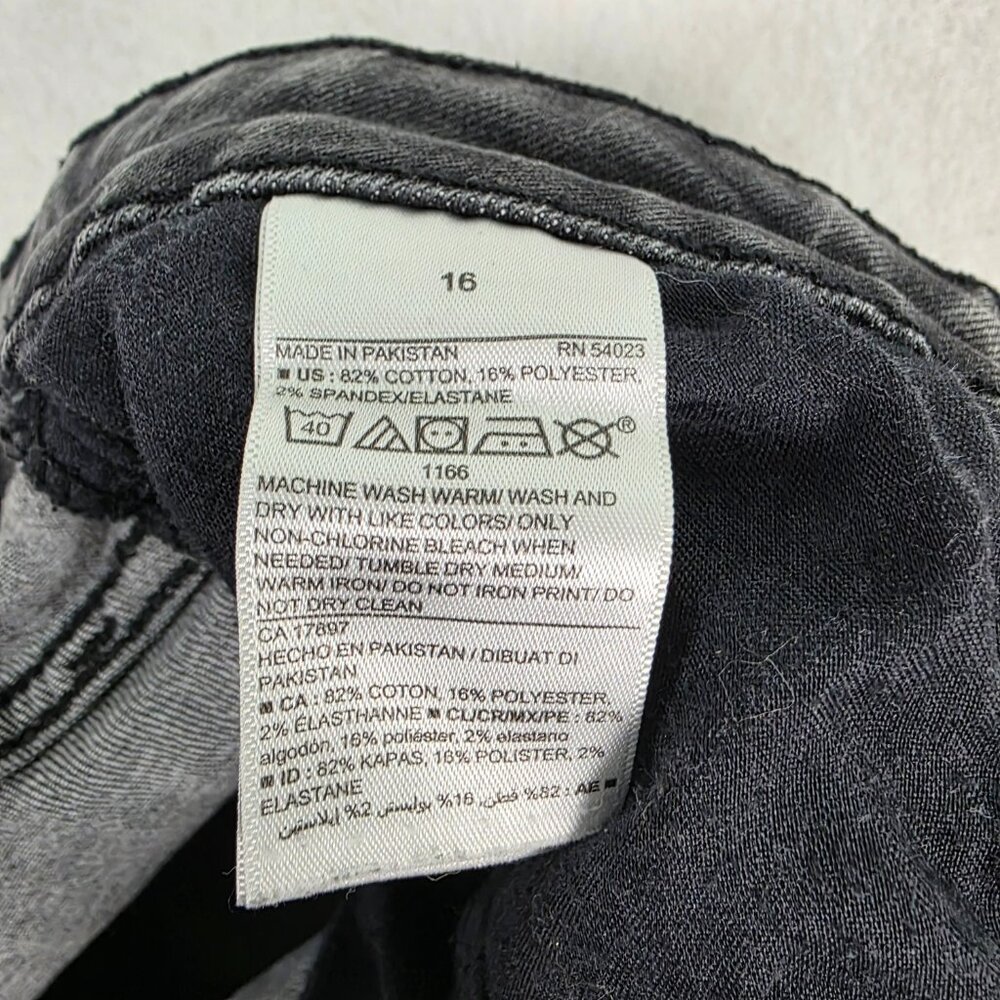Old‎ Navy Super Skinny Black Wash Button Fly Raw Hem Jeans Sz 16 - Picture 3 of 7